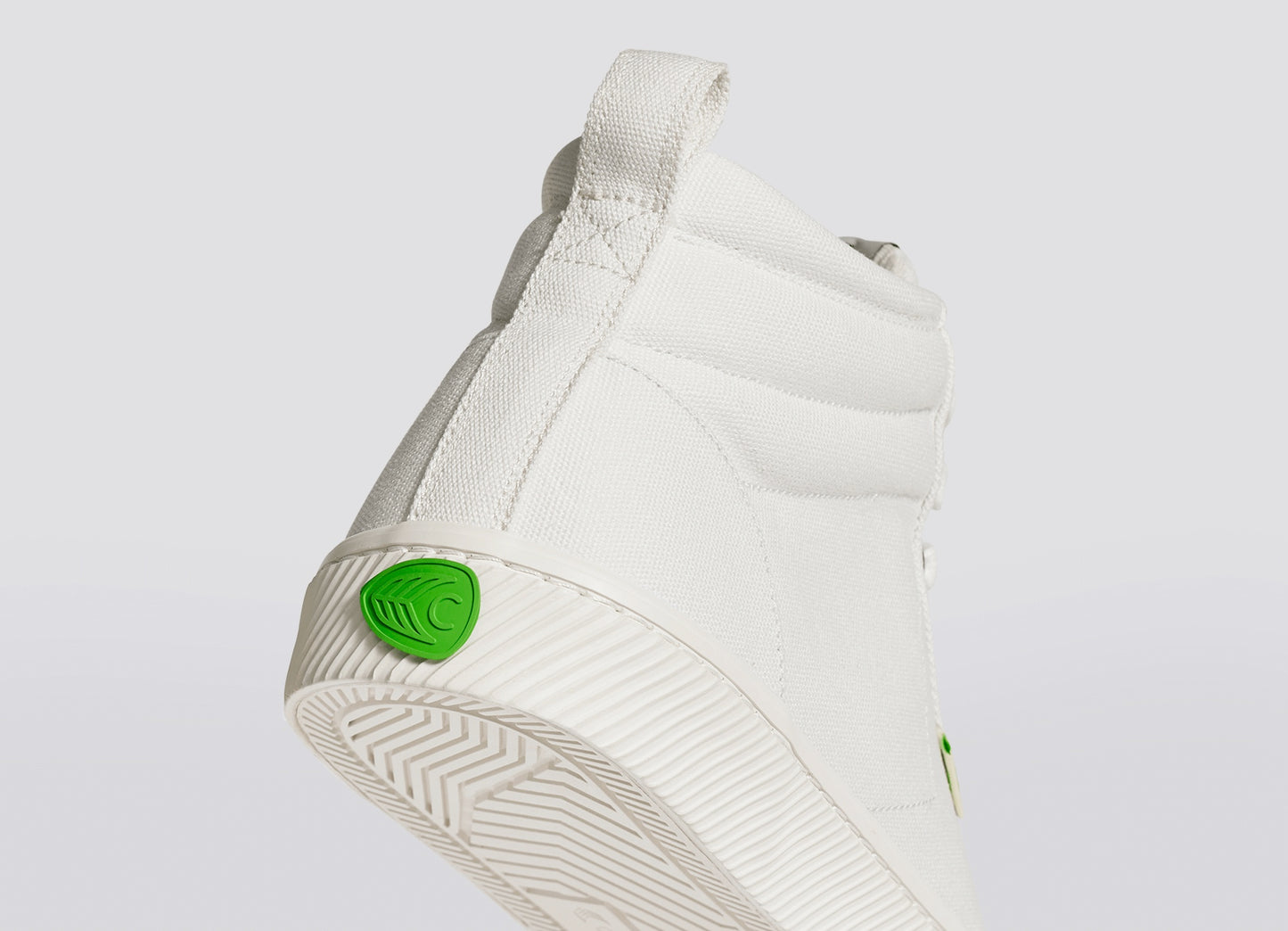 Cariuma OCA High Off-White Canvas Sneaker Unisex