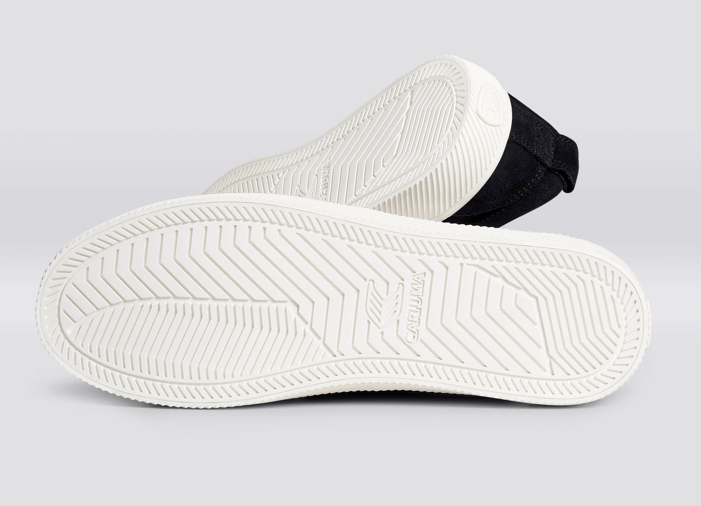 Cariuma OCA LOW Deus Black Suede Sneaker Unisex